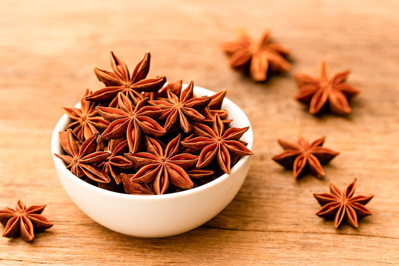 Staranise (Chakramoggu)